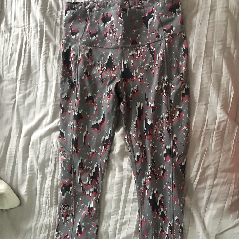 Fast and free leggings